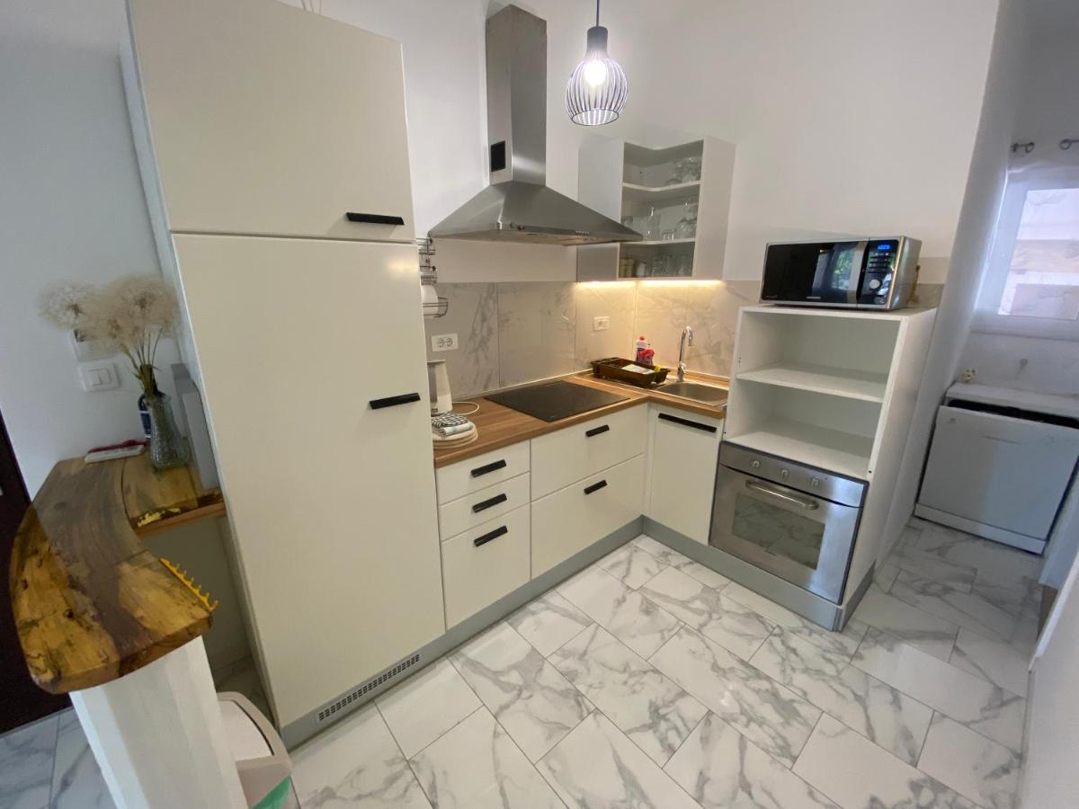 Sunrise Luxury Apartments - U2Adria Dugi Rat Exterior foto